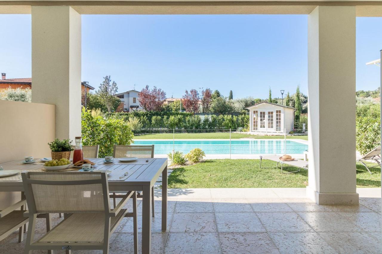 Villa Meri Manerba del Garda Exterior photo